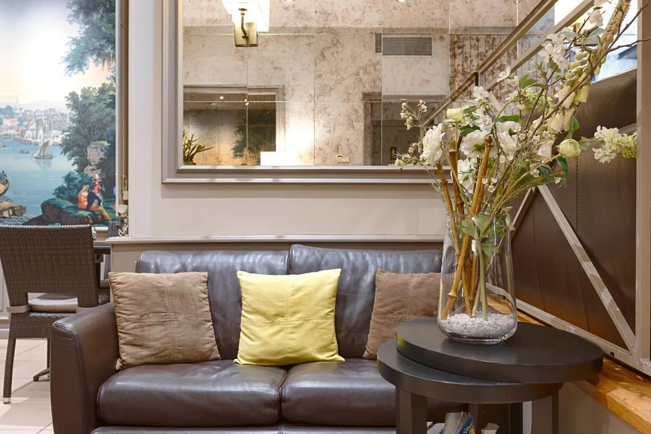 Hotel Le Beaugency Paris 3*,  France