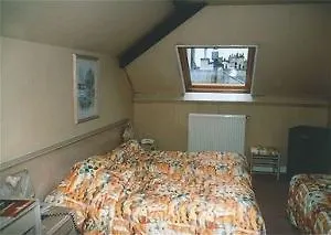 ***  Hotel Le Beaugency Paris France